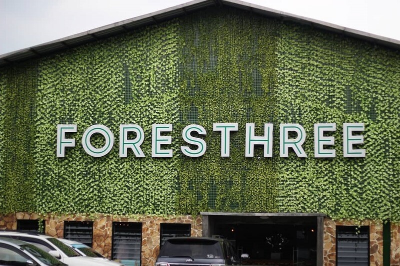 gambar foresthree cafe resto
